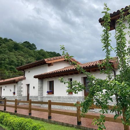 Apartamentos La Presa El Molin Onís Kültér fotó